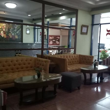 Hotel Mirah Sartika Bogor Esterno foto