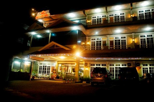 Hotel Mirah Sartika Bogor Esterno foto