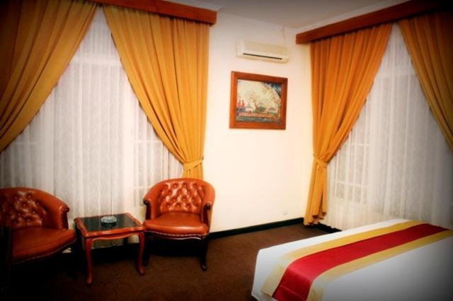 Hotel Mirah Sartika Bogor Esterno foto