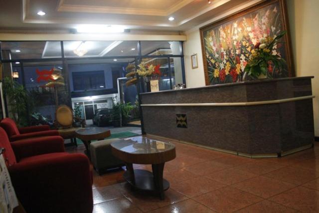Hotel Mirah Sartika Bogor Esterno foto