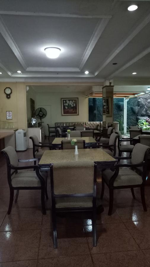 Hotel Mirah Sartika Bogor Esterno foto